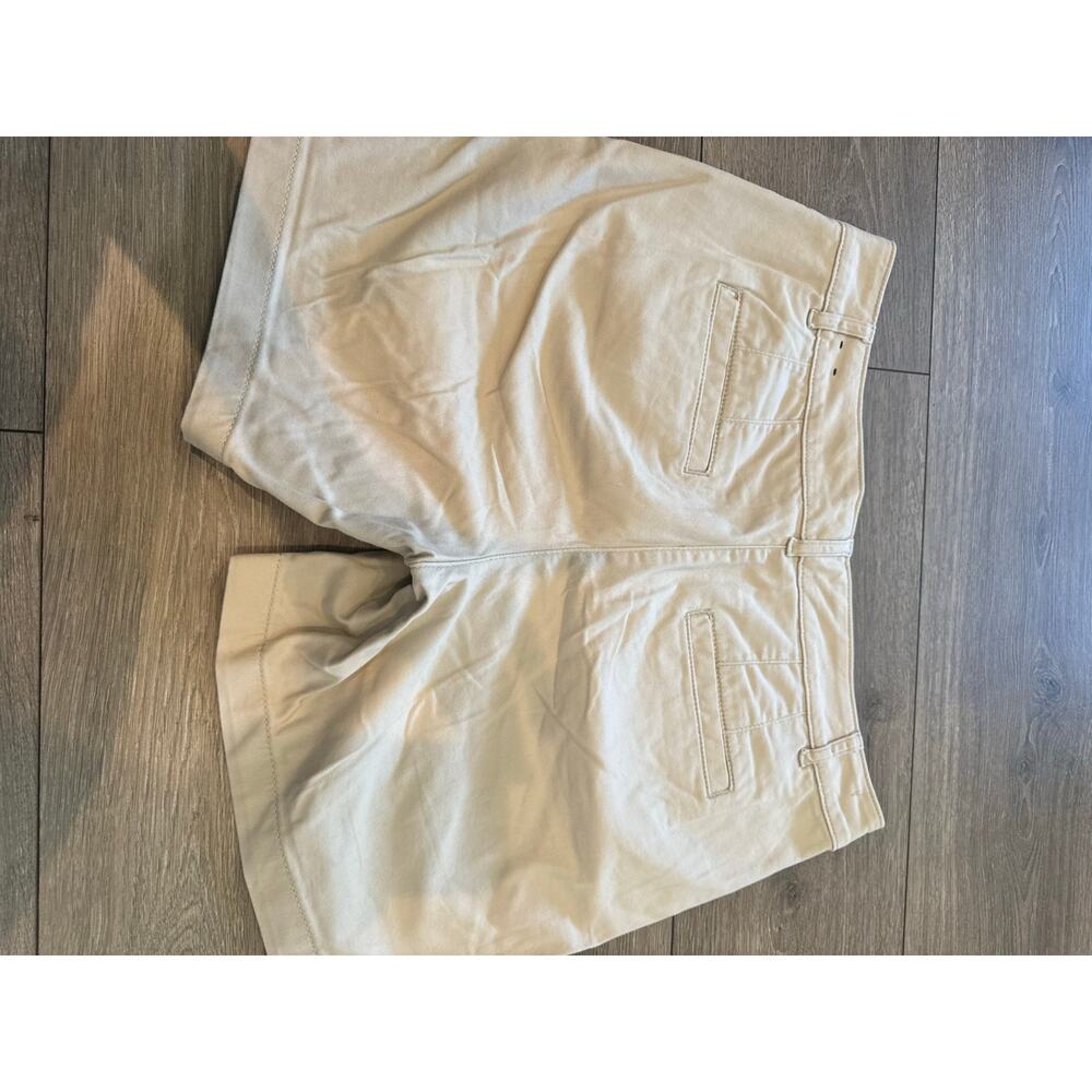 White House Black Market Khaki Shorts Size 8 Mid Rise Stretch Chino - Picture 2 of 6